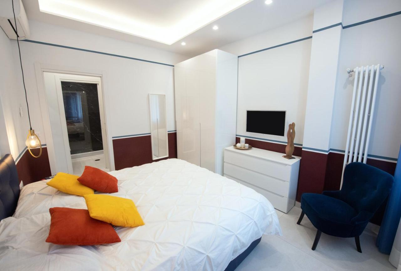 Napoli City Center - Appartamenti E Camere Exteriör bild