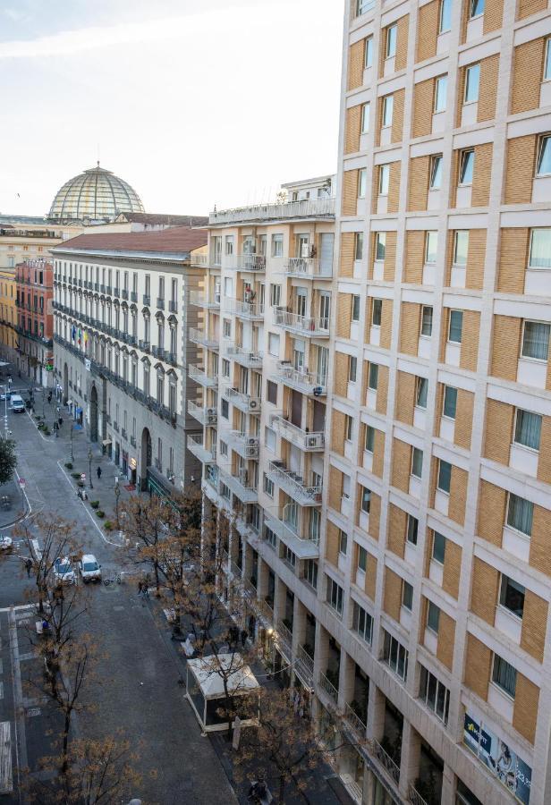 Napoli City Center - Appartamenti E Camere Exteriör bild