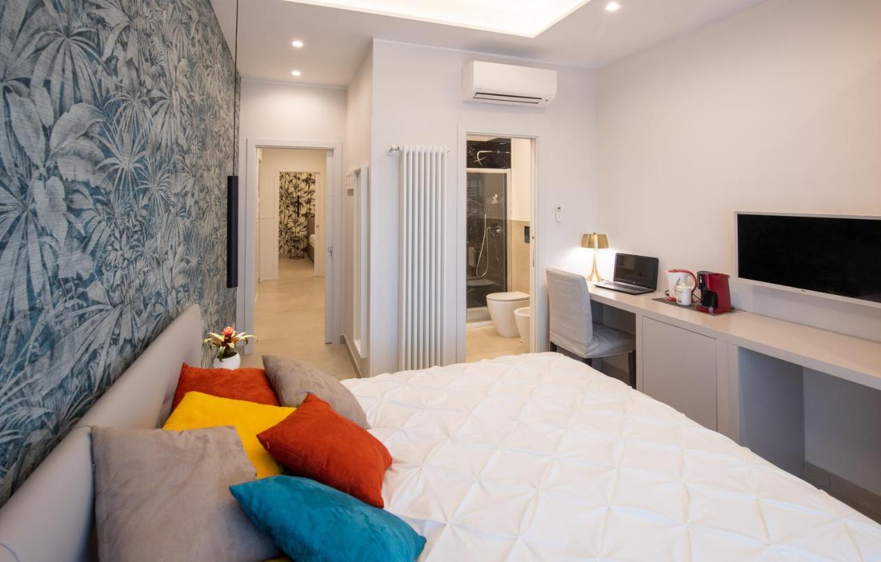 Napoli City Center - Appartamenti E Camere Exteriör bild